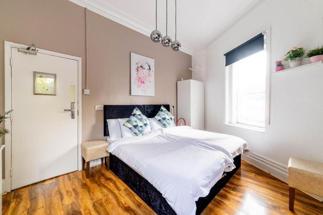 Book A Bed Hostels London Eksteriør billede