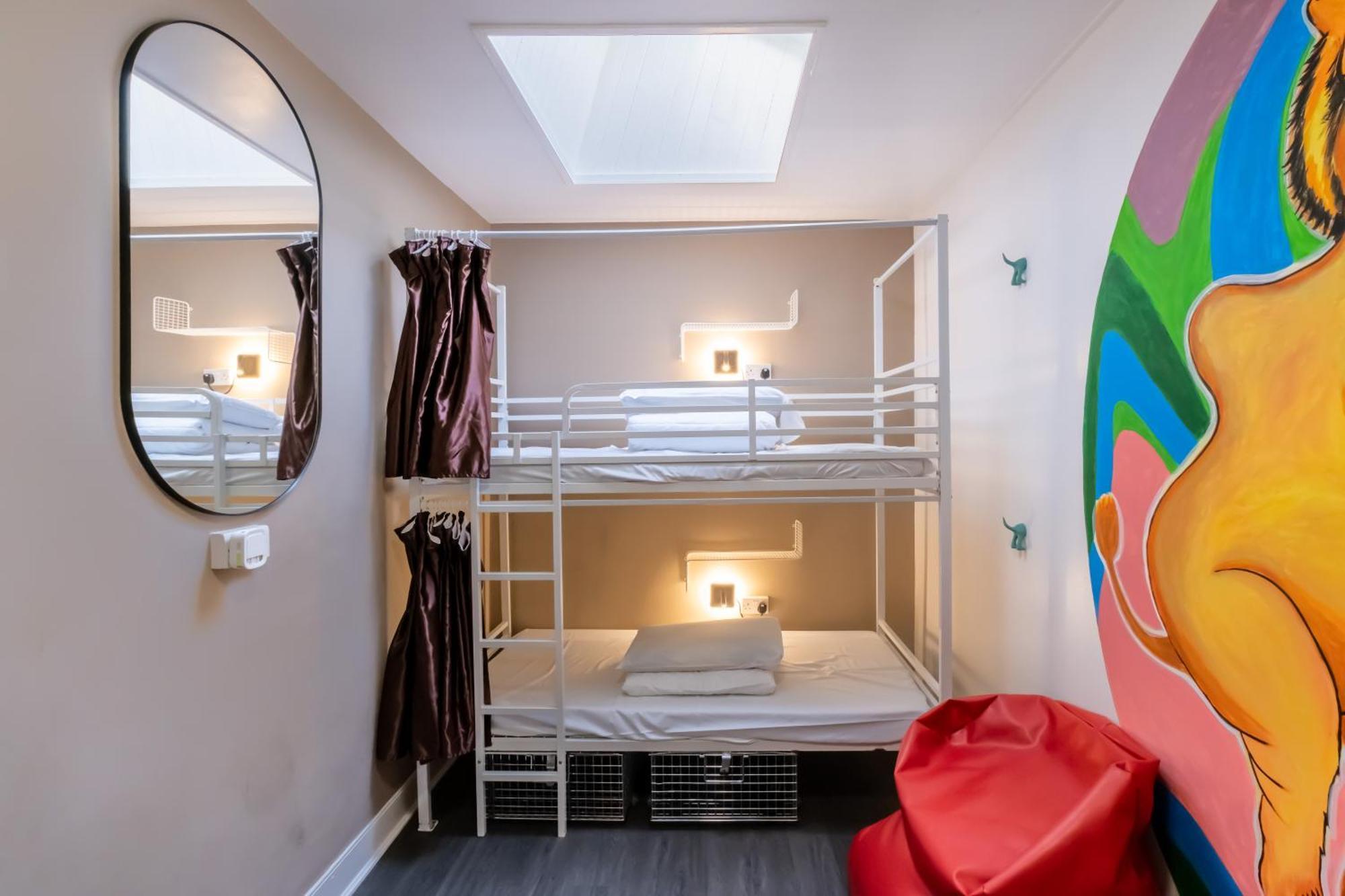 Book A Bed Hostels London Eksteriør billede