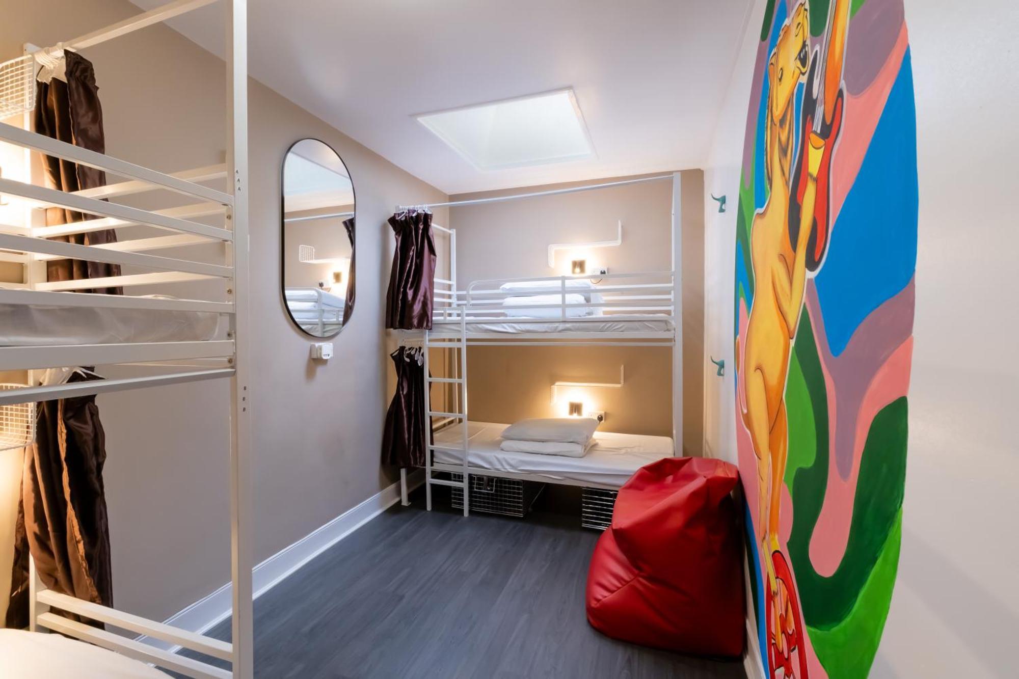 Book A Bed Hostels London Eksteriør billede