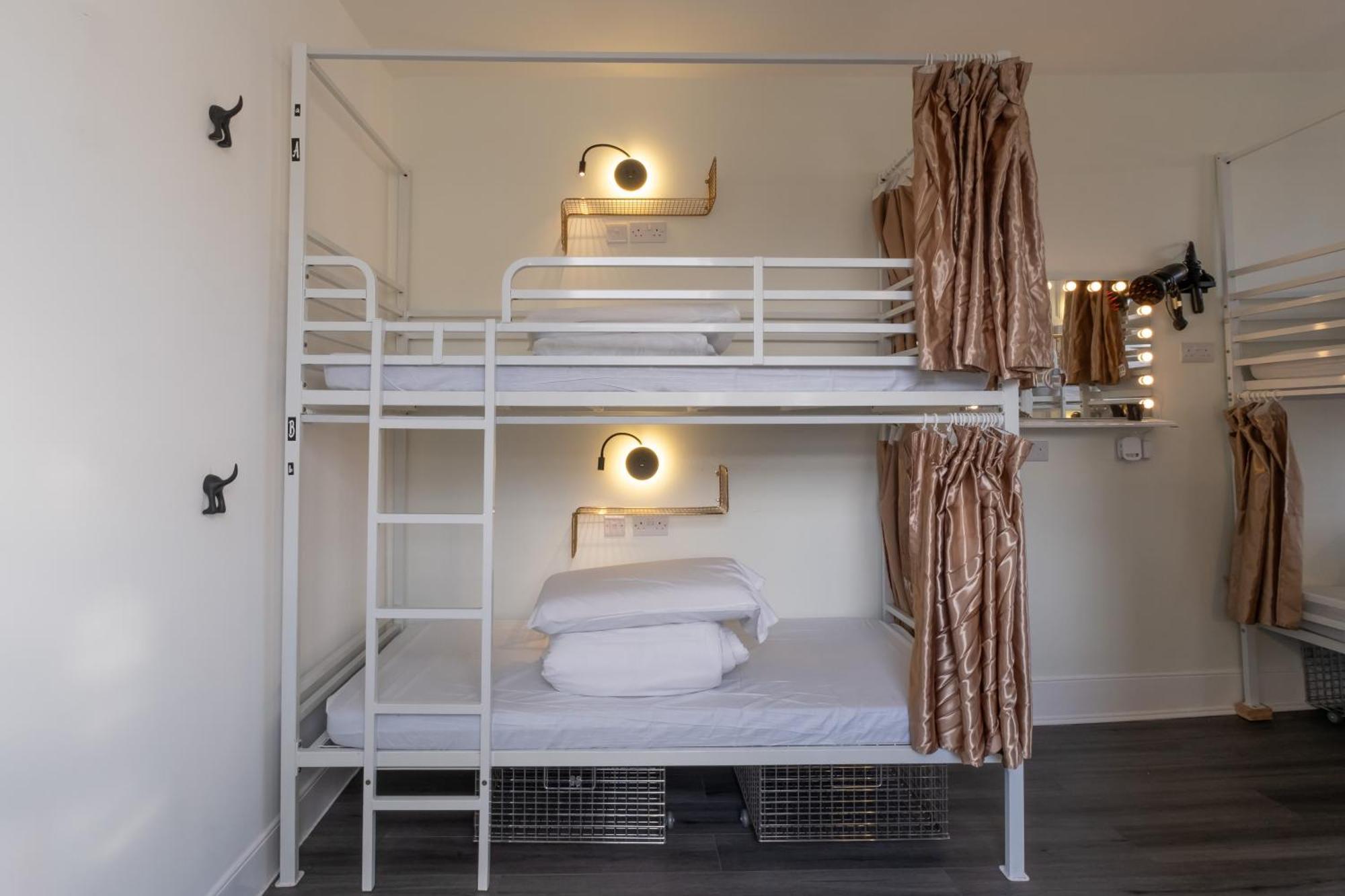 Book A Bed Hostels London Eksteriør billede